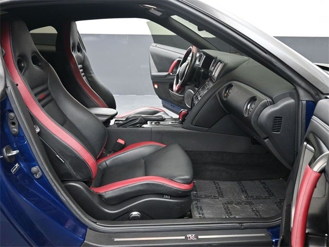 2015 Nissan GT-R Black Edition