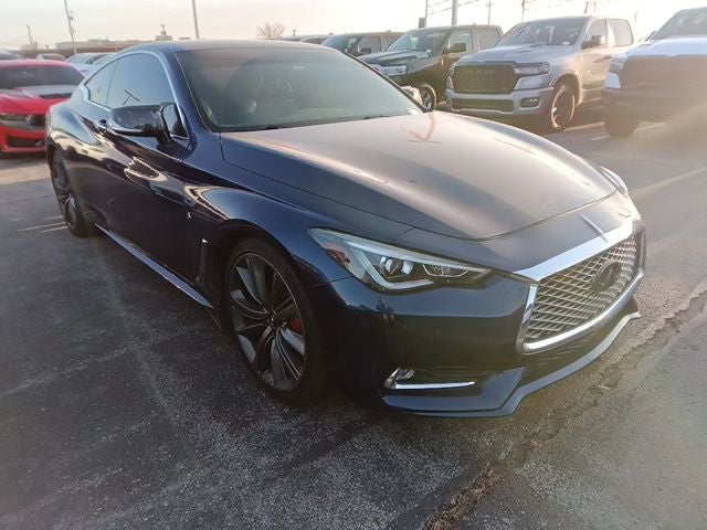 2018 INFINITI Q60 Red Sport 400