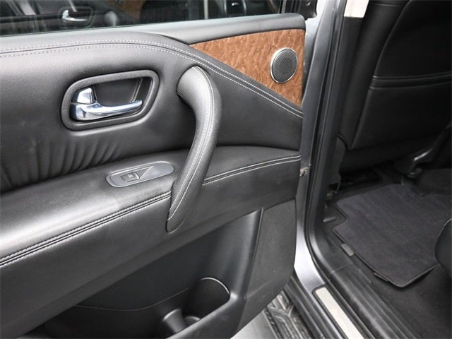 2017 INFINITI QX80 Base