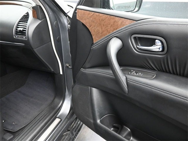 2017 INFINITI QX80 Base