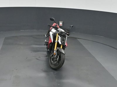 2024 Suzuki GSXR 1000 Base