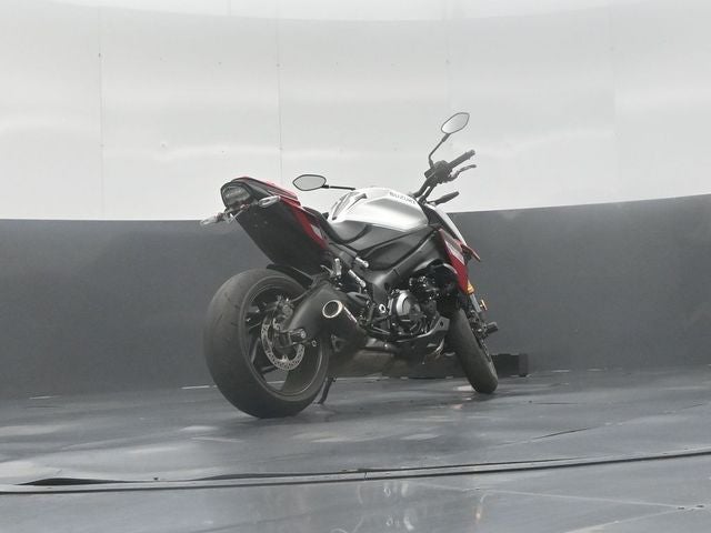 2024 Suzuki GSXR 1000 Base