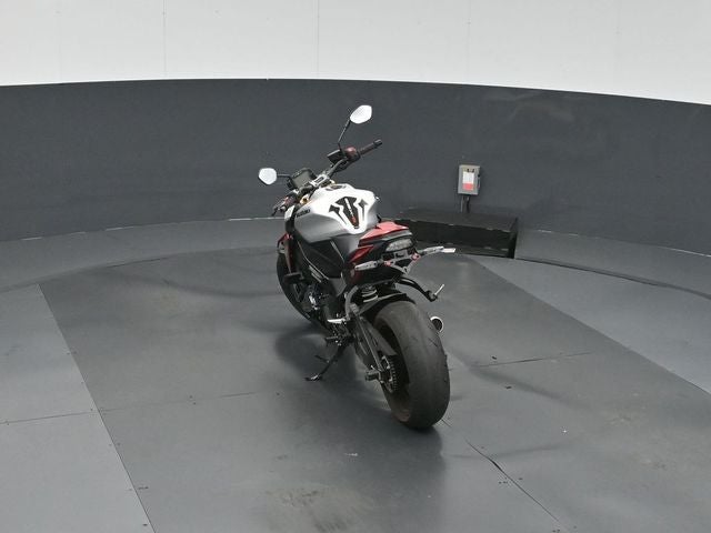 2024 Suzuki GSXR 1000 Base