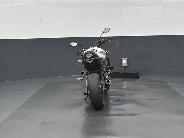 2024 Suzuki GSXR 1000 Base
