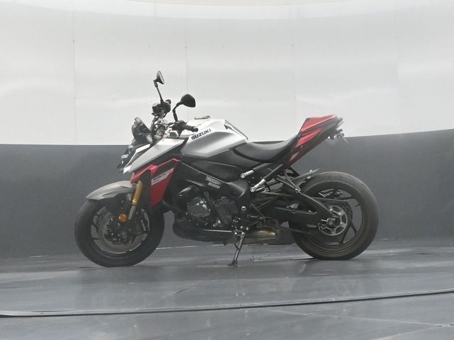 2024 Suzuki GSXR 1000 Base