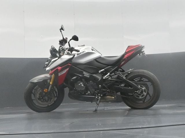 2024 Suzuki GSXS 1000 Base