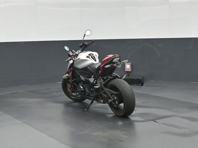 2024 Suzuki GSXR 1000 Base