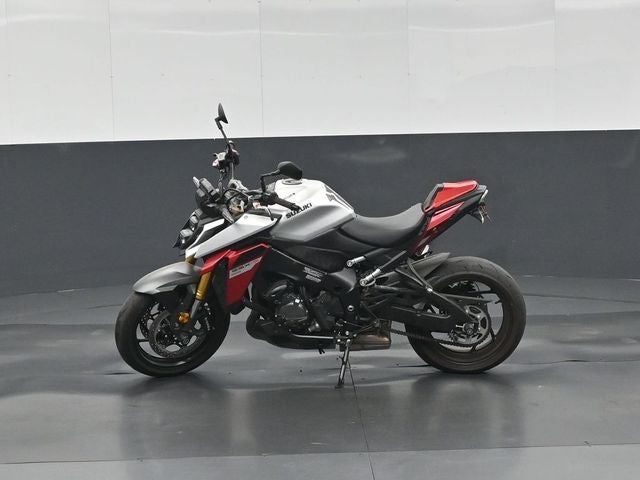 2024 Suzuki GSXR 1000 Base