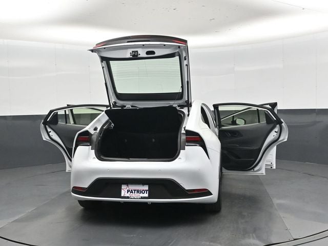 2025 Toyota Prius LE