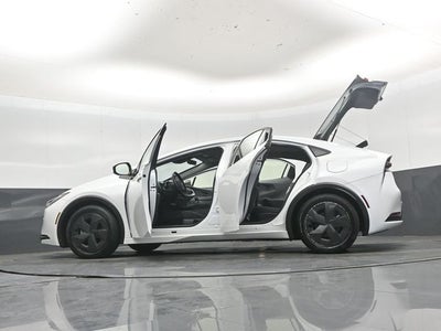 2025 Toyota Prius LE