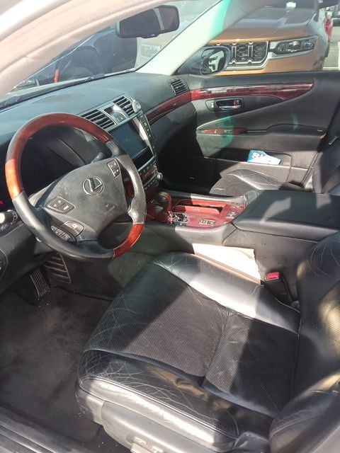2010 Lexus LS 460