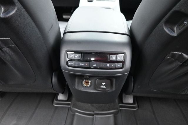 2025 Hyundai Palisade SEL Premium 7 Passenger