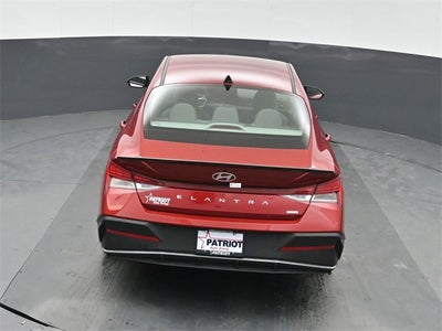 2025 Hyundai Elantra Hybrid SEL Sport