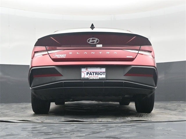 2025 Hyundai Elantra Hybrid SEL Sport