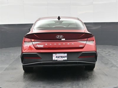 2025 Hyundai Elantra Hybrid SEL Sport