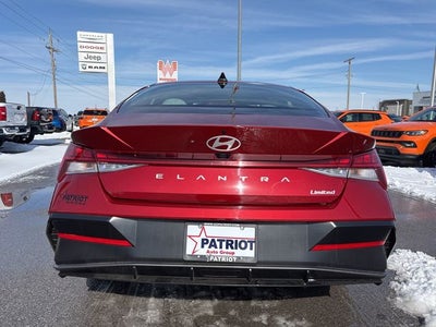 2025 Hyundai Elantra Limited