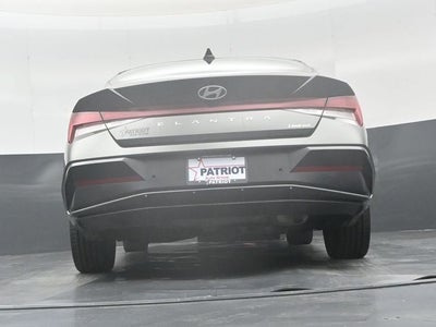 2024 Hyundai Elantra Limited