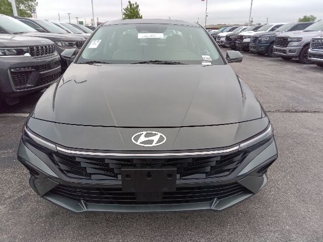 2024 Hyundai Elantra Limited