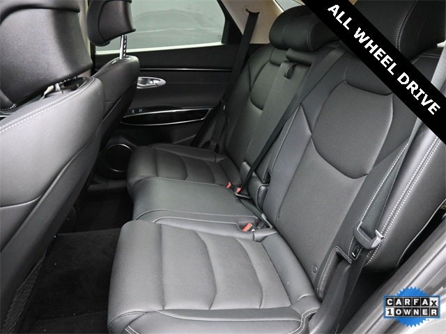 2025 Genesis GV70 2.5T