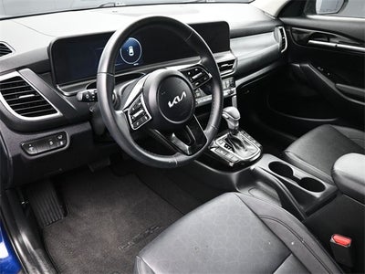2025 Kia Seltos EX