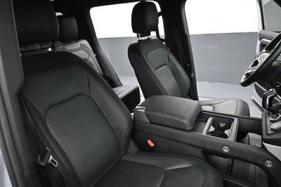 2024 Land Rover Defender 130 X-Dynamic SE