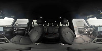 2024 Land Rover Defender 130 X-Dynamic SE