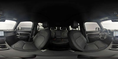 2024 Land Rover Defender 130 X-Dynamic SE