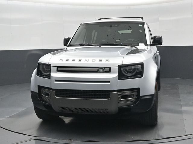 2024 Land Rover Defender 130 X-Dynamic SE