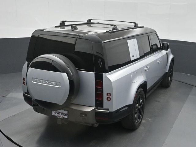 2024 Land Rover Defender 130 X-Dynamic SE