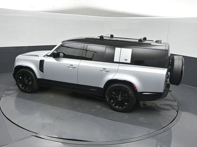 2024 Land Rover Defender 130 X-Dynamic SE