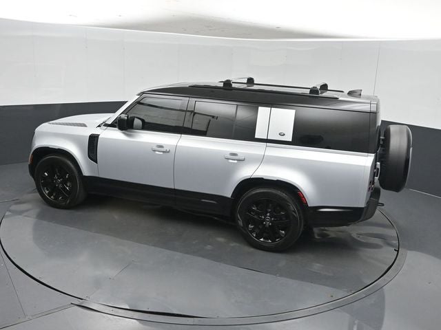2024 Land Rover Defender 130 X-Dynamic SE