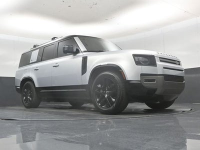 2024 Land Rover Defender 130 X-Dynamic SE
