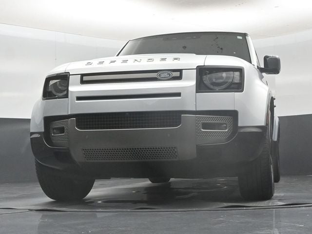 2024 Land Rover Defender 130 X-Dynamic SE