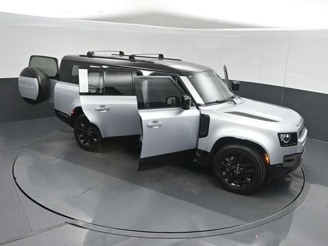 2024 Land Rover Defender 130 X-Dynamic SE