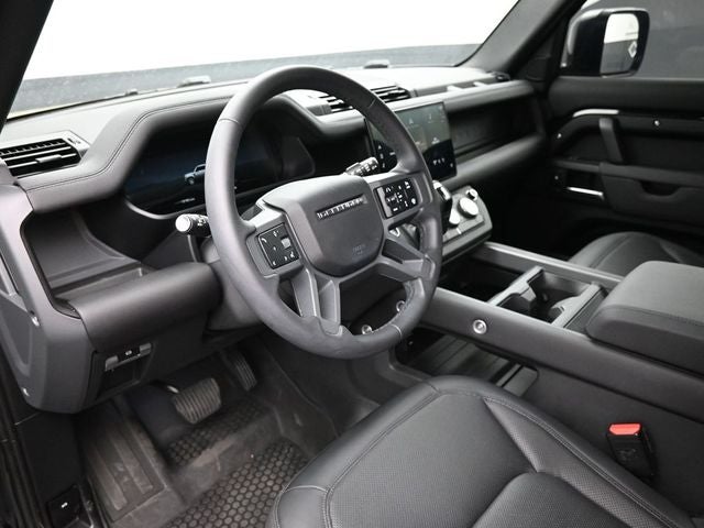 2025 Land Rover Defender 110 S