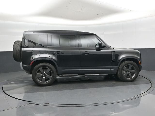2025 Land Rover Defender 110 S