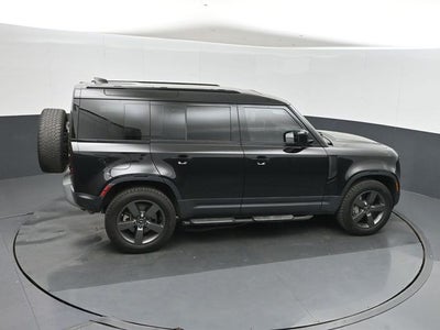 2025 Land Rover Defender 110 S
