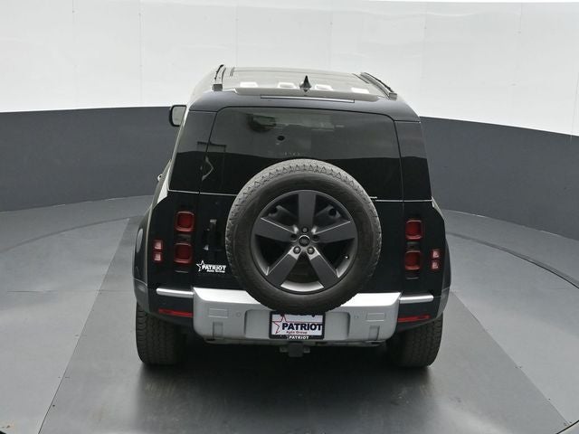 2025 Land Rover Defender 110 S