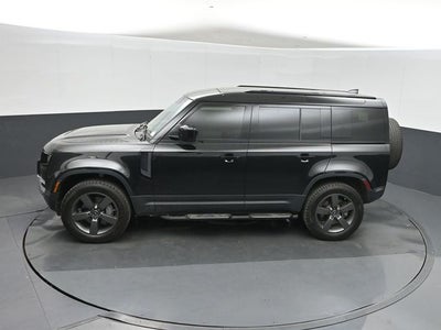 2025 Land Rover Defender 110 S