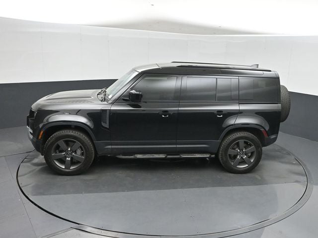 2025 Land Rover Defender 110 S