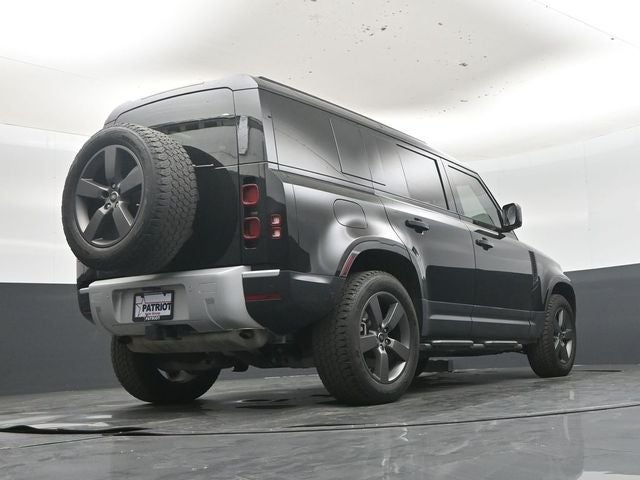 2025 Land Rover Defender 110 S