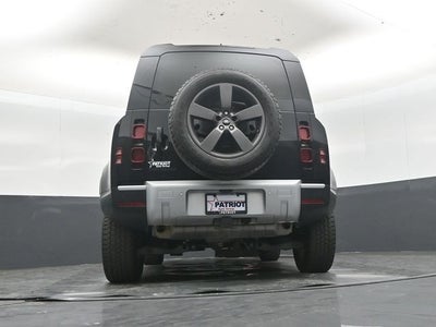2025 Land Rover Defender 110 S