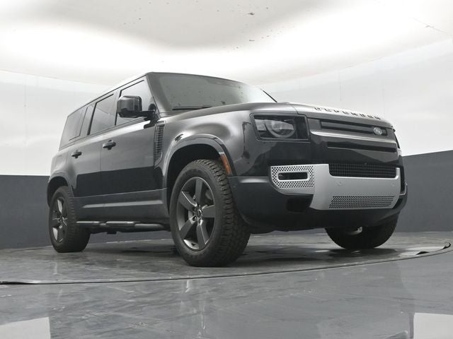 2025 Land Rover Defender 110 S
