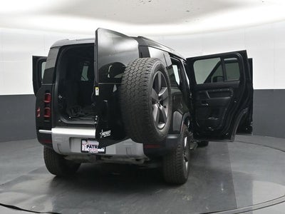 2025 Land Rover Defender 110 S
