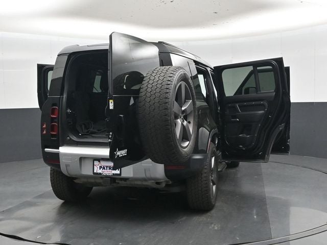 2025 Land Rover Defender 110 S