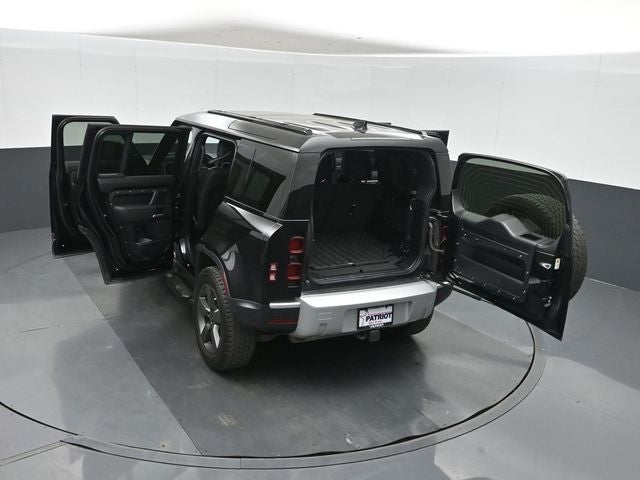 2025 Land Rover Defender 110 S