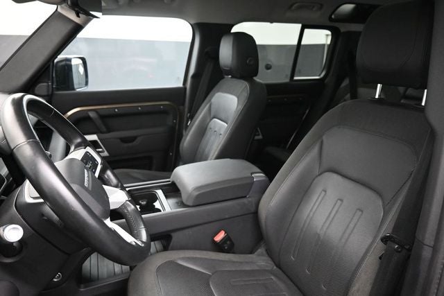 2020 Land Rover Defender 110 SE