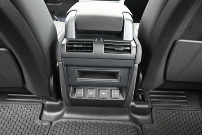 2020 Land Rover Defender 110 SE