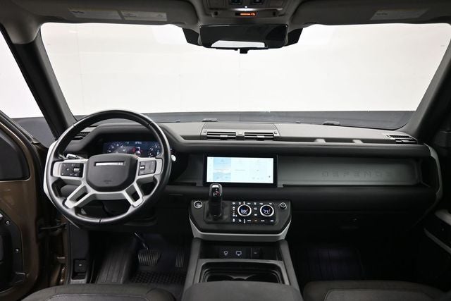 2020 Land Rover Defender 110 SE