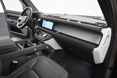 2020 Land Rover Defender 110 SE